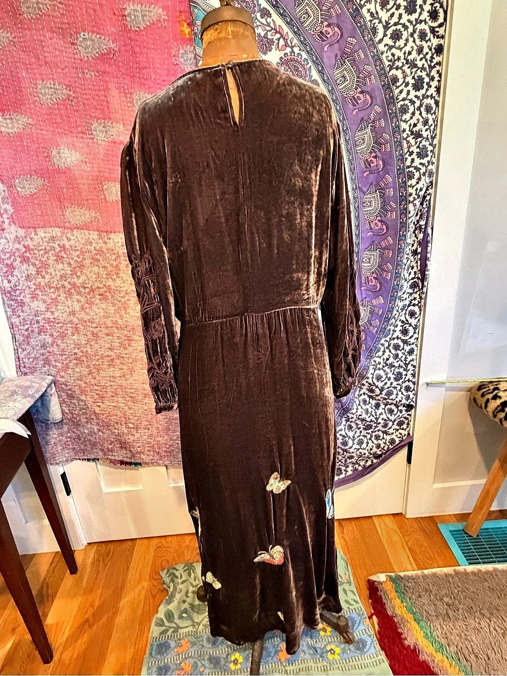 JOHNNY WAS Embroidered Velvet Maxi Dress Brown Large Like New - Picture 9 of 10
